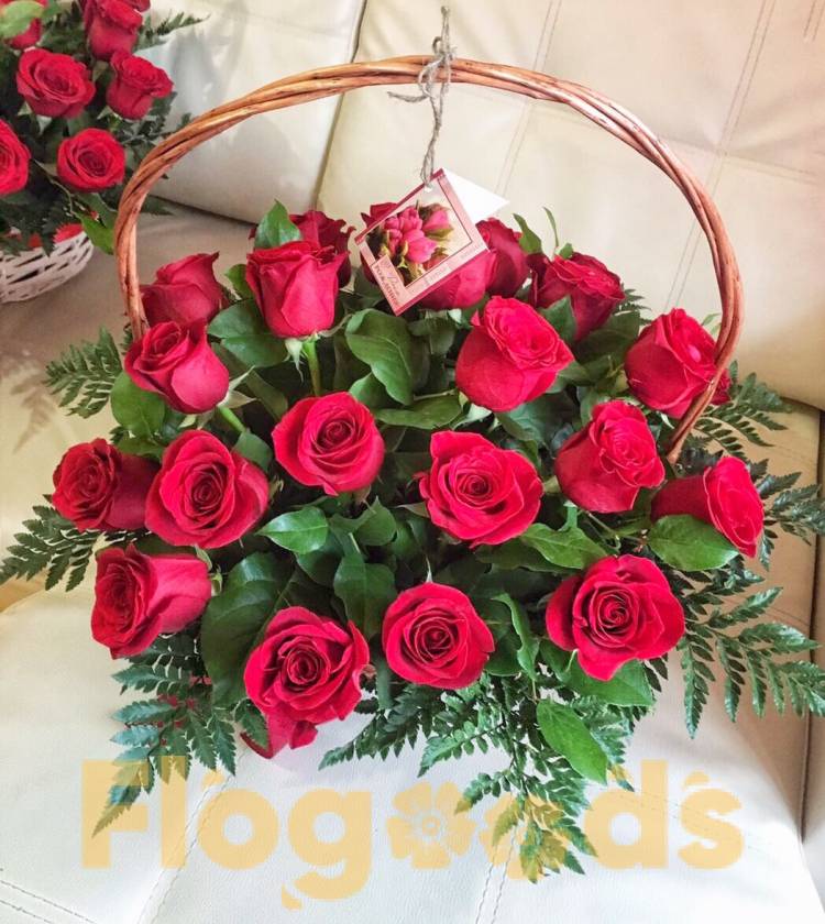 Корзина «Донна роза» за 12 322 руб.